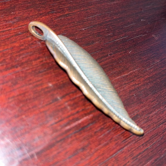 Copper leaf charm 2.5” - Picture 2 of 3